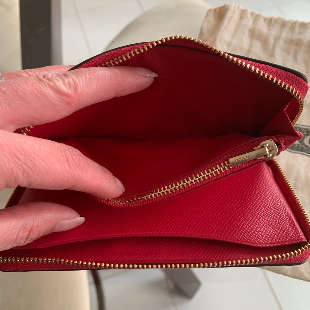 Coach wristlet - Picture 5 of 7